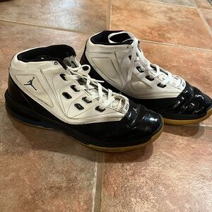 Air Jordan XV1.5 16.5 Rare White Black Blue Sole Varsity Sz 10 Sneakers Nike